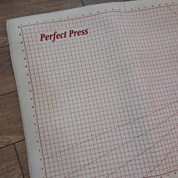 Vintage June Tailor Perfect Press Padded Mat 20"x 60"Sewing Grid Tailoring JT-15 - Picture 2 of 7
